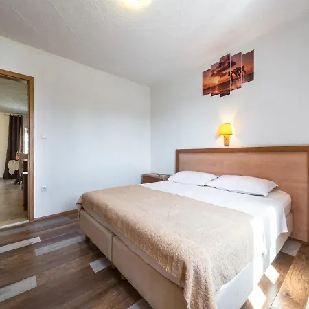 Apartment Prlender